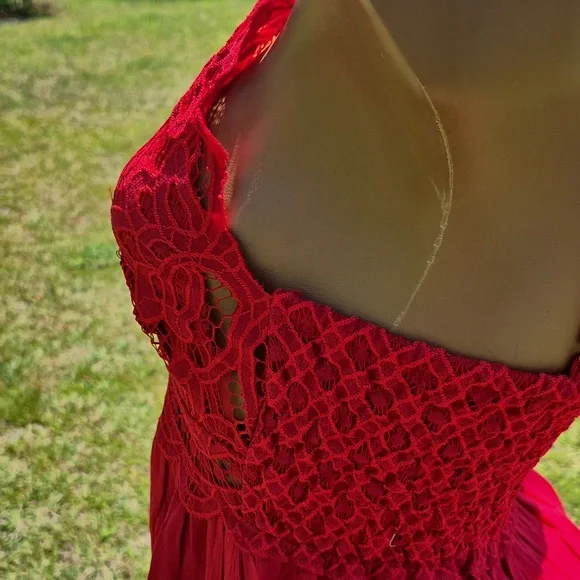 `ღ´- ♥ -`ღ´ Stunning Red Lace Front Dress `ღ´- ♥ -`ღ´ - Picture 14 of 17